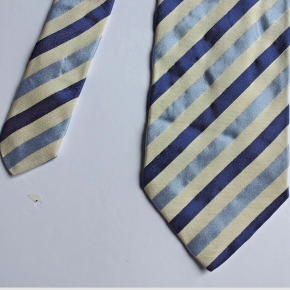 Altea cream colour with blue & navy stripes all Silk Tie.Made in Italy 🇮🇹 - Picture 6 of 7